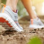Dolor de rodilla al caminar principales razones y soluciones